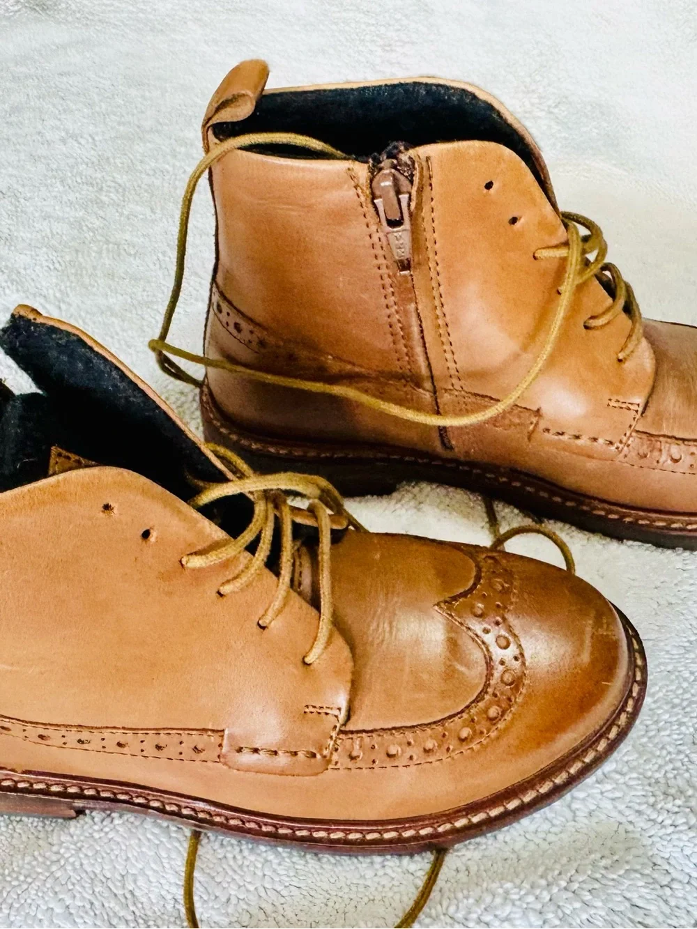 ZARA Men’s Tan Leather Chukka Boots with Side Zip